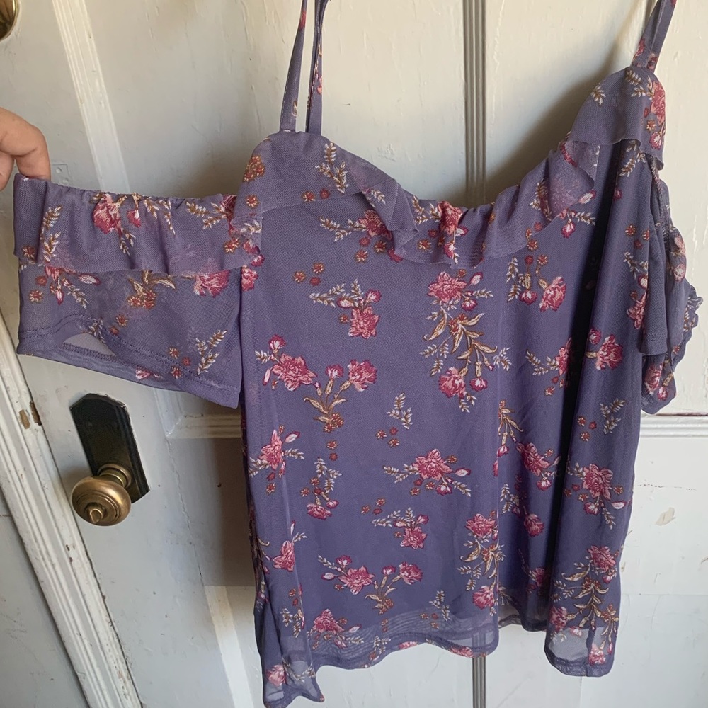 Freshman floral top size L